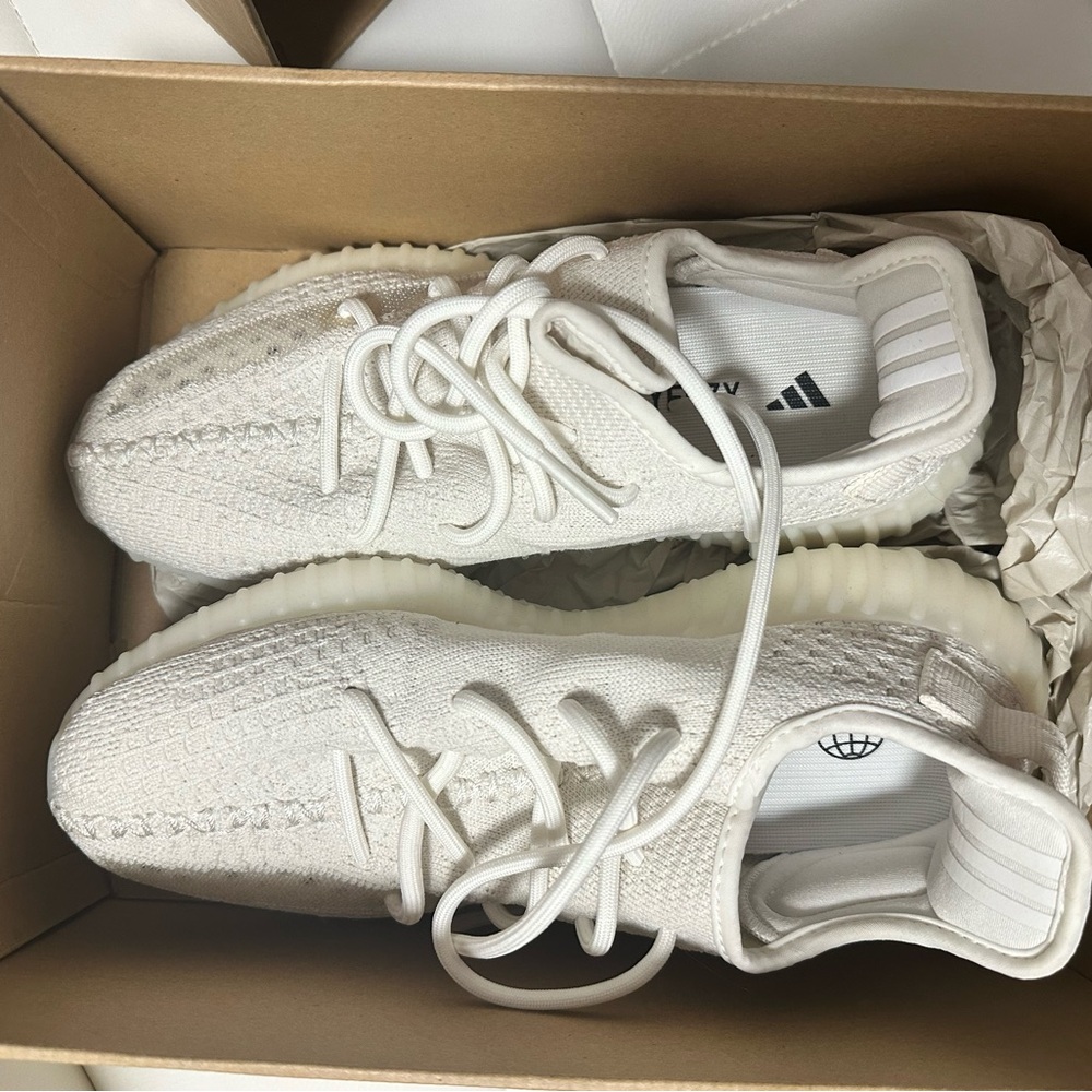 Adidas Yeezy Boost 350 V2 Sneakers